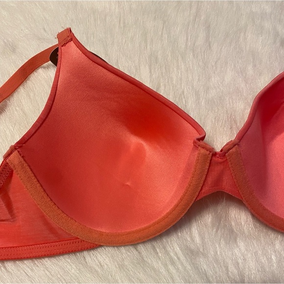 Secret‎ Treasures Bra Womens Size 34D Pink T-Shirt Underwire Thin Padding - Picture 6 of 7